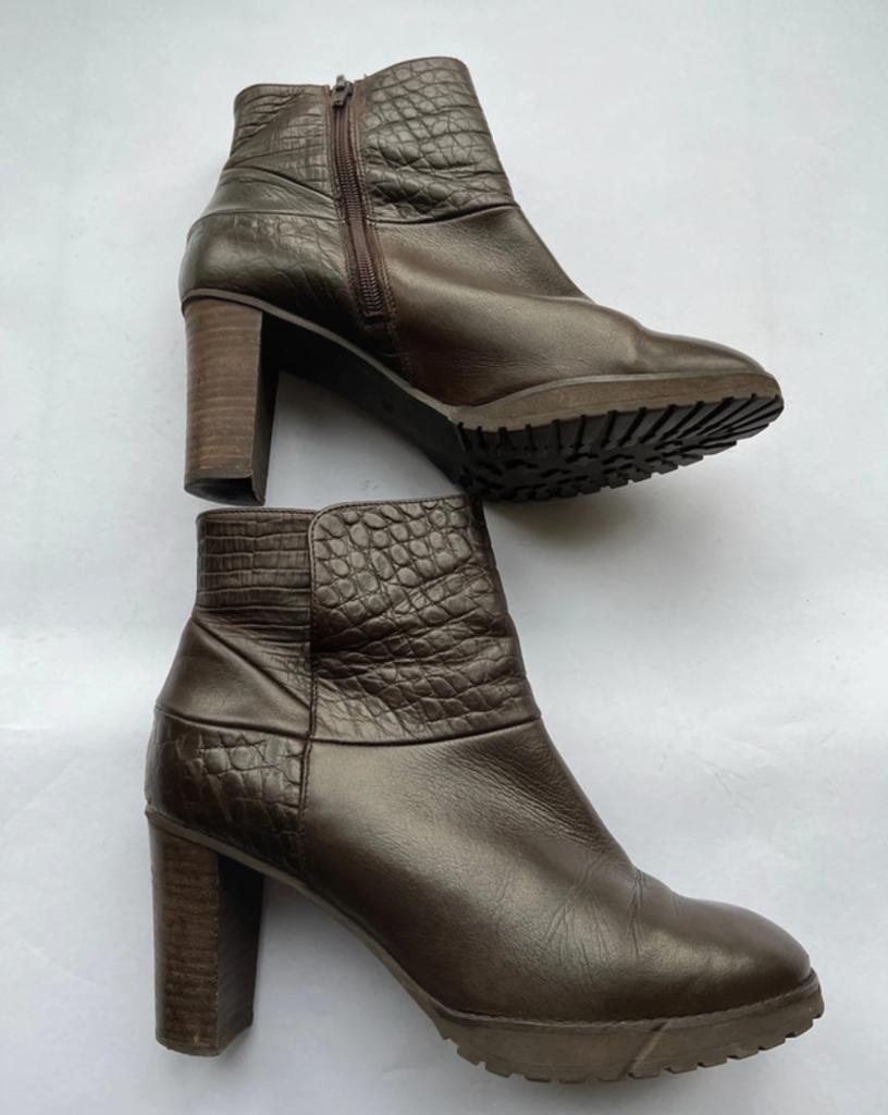 Bottines Wrangler en cuir marron - taille 39, Vêtements | Femmes, Enlèvement ou Envoi, Brun, Boots et Botinnes, Wrangler