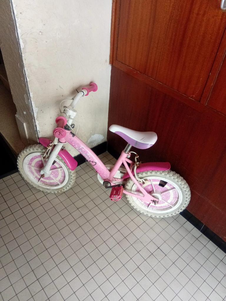 Kinderfiets, Fietsen en Brommers, Ophalen, Zo goed als nieuw