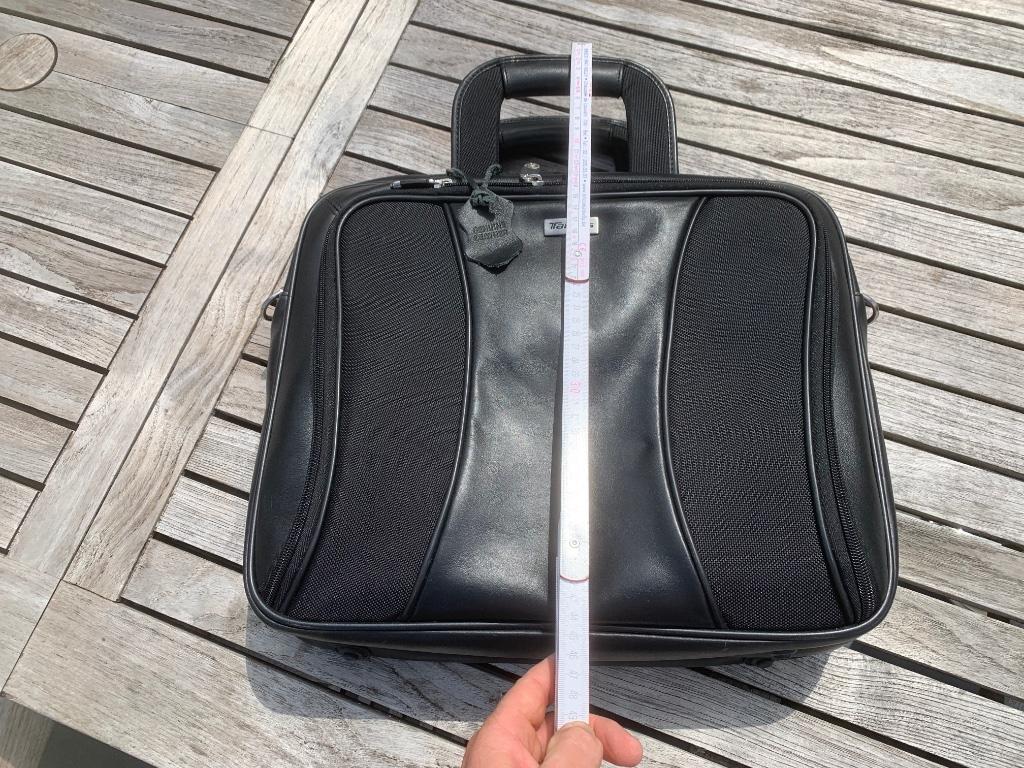 Porte-documents de luxe, sac pour ordinateur portable, cuir, Enlèvement ou Envoi, 15 pouces, Utilisé, Sac à bandoulière