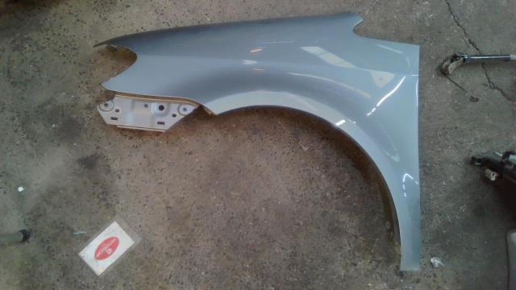 Aile avant gauche Volkswagen Touran 2006-2010 LP/14433, Enlèvement, Utilisé, Gauche, Volkswagen
