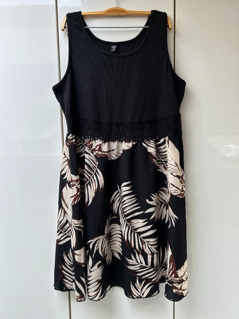 Robe noire fougères Shein Curve - Taille 2XL *, Taille 46/48 (XL) ou plus grande, Enlèvement ou Envoi, Comme neuf, SHEIN