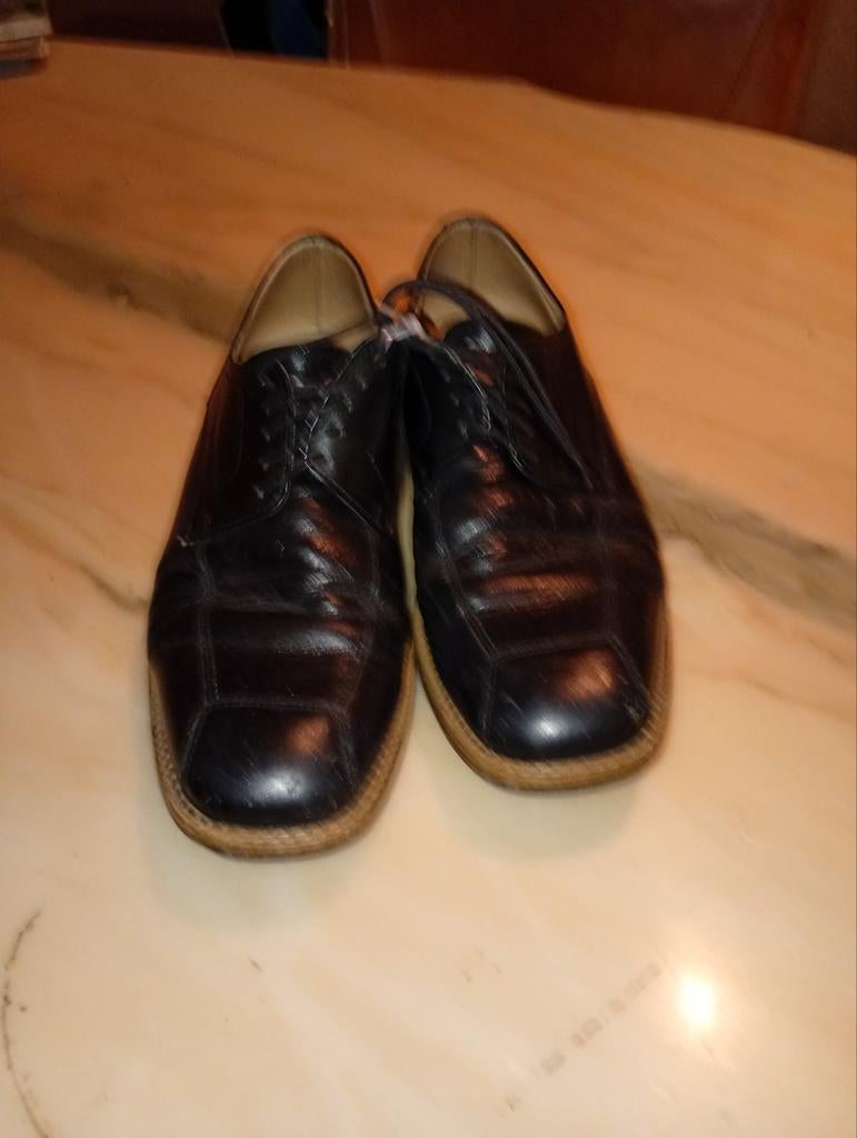 Lederen klassieke zwarte schoenen van Ambiorix, Kleding | Heren, Schoenen, Ambiorix, Zwart, Ophalen of Verzenden, Espadrilles of Moccasins