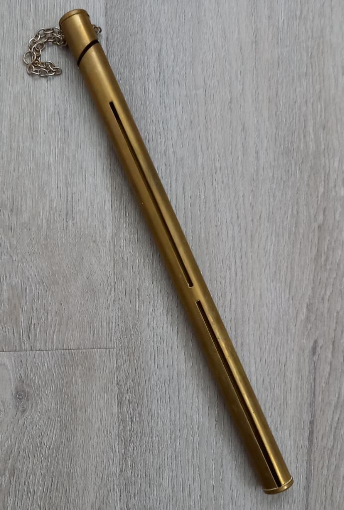 Antieke messing spaarpot Lengte circa 35,5 cm, Ophalen of Verzenden