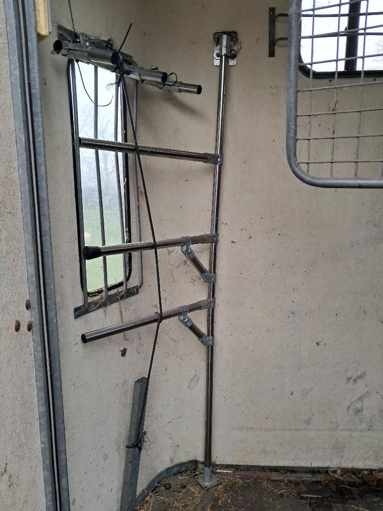 Fautras 2-paardtrailer met hoes te koop, Dieren en Toebehoren, Paarden en Pony's | Trailers en Aanhangwagens, Gebruikt, Polyester