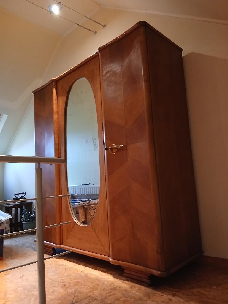 Lit en bois ancien avec armoire à miroir, Enlèvement