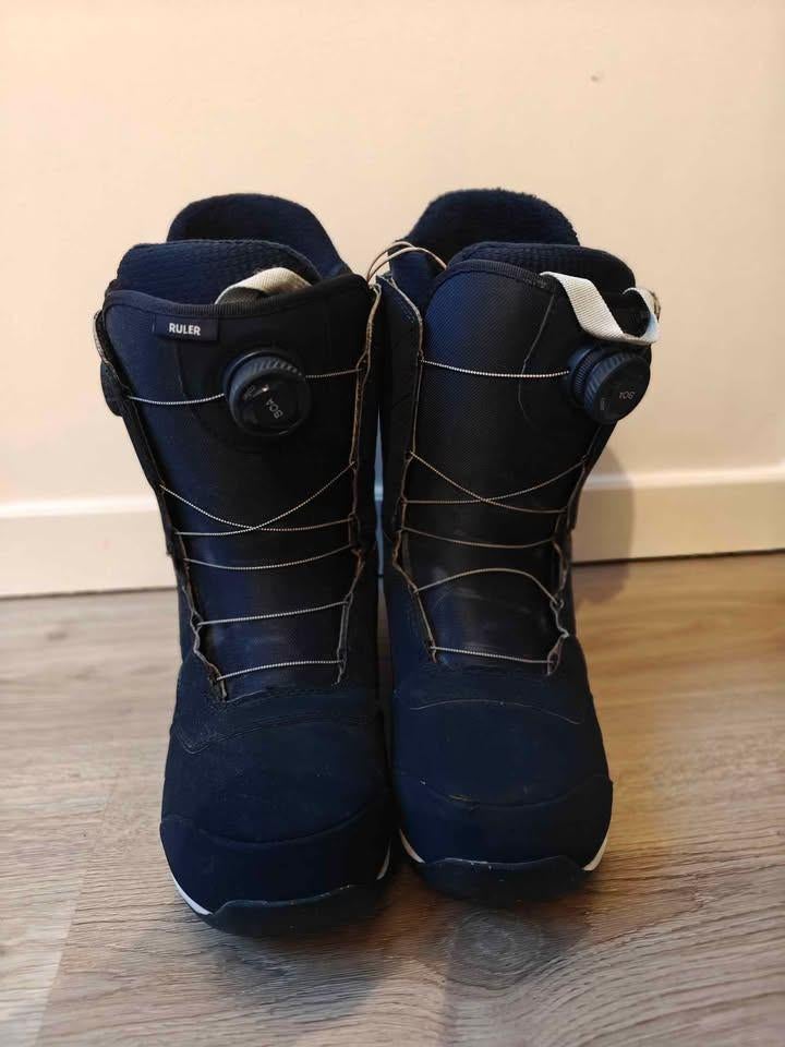 Burton Ruler BOA snowboardboots maat 43.5, Enlèvement ou Envoi, Comme neuf, Chaussures