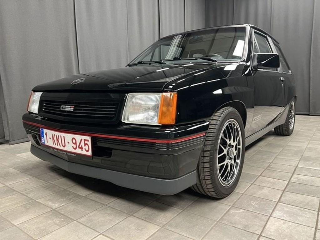 Opel Corsa GSi, Auto's, Opel, Corsa, Benzine, Coupé, 3 deurs, Handgeschakeld, Zwart, Grijs
