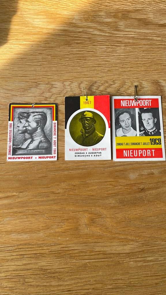 3 keer herdenking oorlog Nieuwpoort, Verzamelen, Koningshuis en Royalty, Verzenden, Gebruikt, Kaart, Foto of Prent