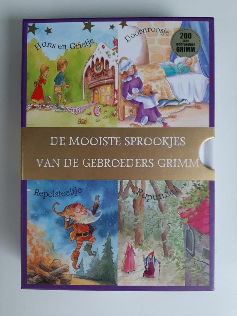 Sprookjes boek van de Gebroeders Grimm - 4 boeken, Boeken, Ophalen of Verzenden, Zo goed als nieuw, Sprookjes