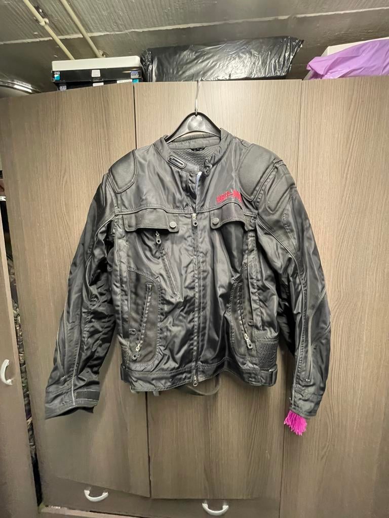 Motorvest Harley Davidson xl, Ophalen