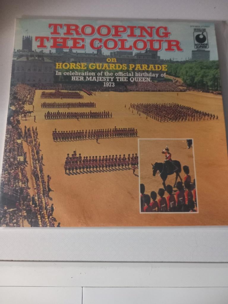Lp Trooping the color 1973, Enlèvement, Comme neuf