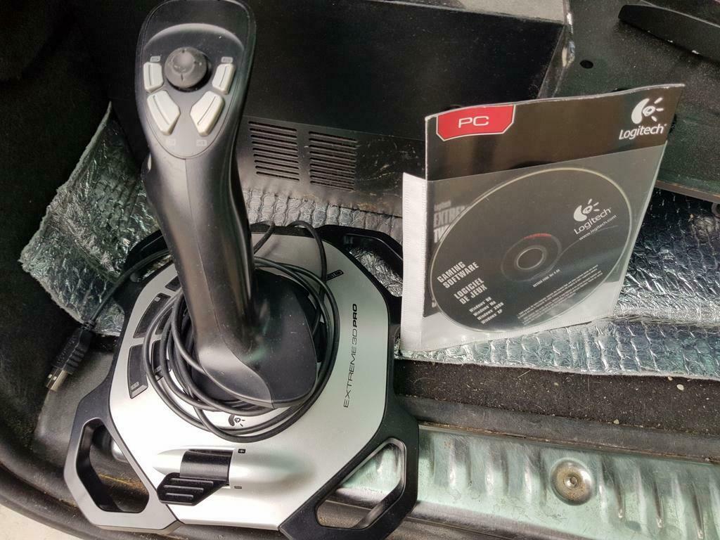Joysticks Logitech, Consoles de jeu & Jeux vidéo, Enlèvement, Comme neuf