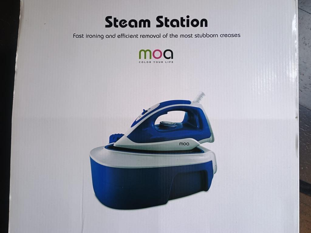 Strijkijzer met stoomgenerator Moa 240 V, Ophalen of Verzenden, Zo goed als nieuw, Strijkijzer met snoer