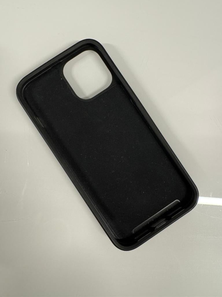 Étui Quad Lock pour iPhone 13 Pro Max, Télécoms, Enlèvement ou Envoi, Utilisé, IPhone 13 Pro Max, Façade ou Cover