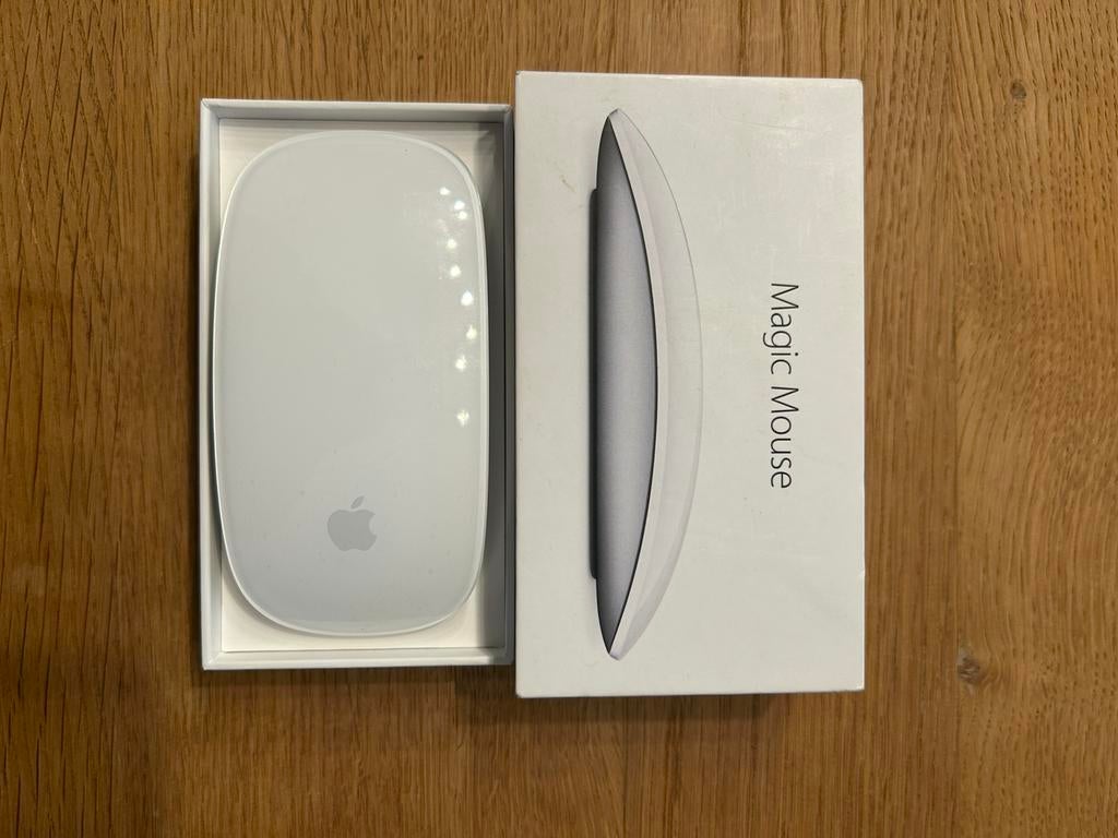 Apple magic mouse, Souris, Comme neuf, Enlèvement, Apple