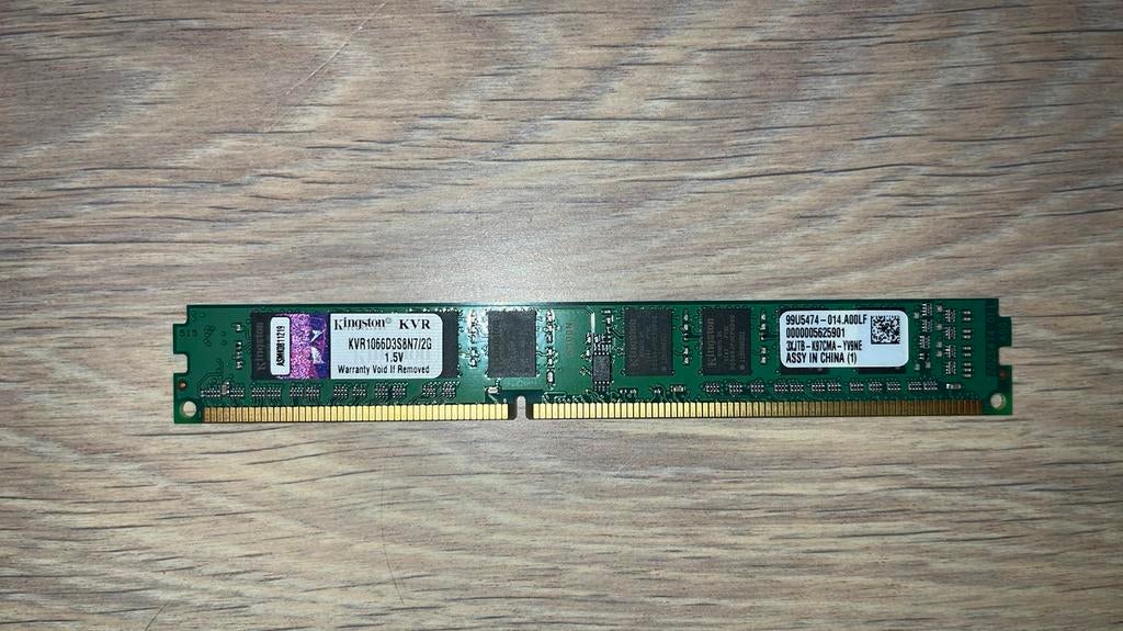 Kinston 2GB DDR3 1066 Mhz, Computers en Software, RAM geheugen, Ophalen of Verzenden, Zo goed als nieuw, DDR3