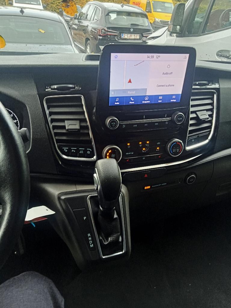 Ford transit dubble cabine, Auto's, Bestelwagens en Lichte vracht, Euro 6, USB, Zwart, Grijs