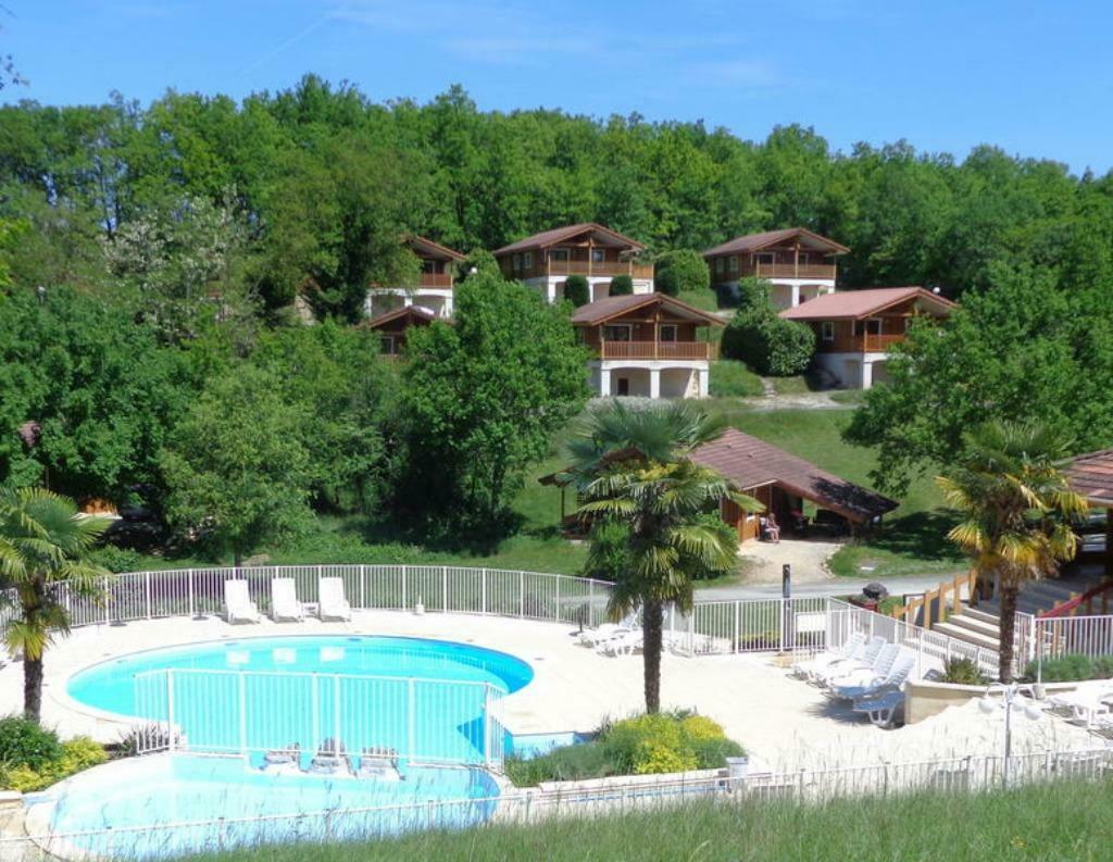 Vakantie Frankrijk Lot Village de Soleil 46700 Mauroux, Vakantie, Midi-Pyreneeën, Recreatiepark, Tv, In bos