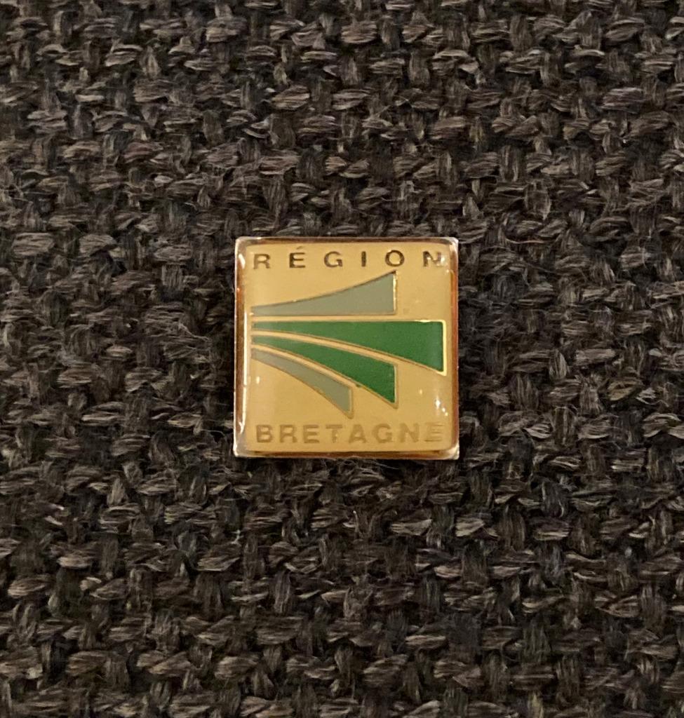PIN - BRETAGNE - FRANCE - FRANKRIJK, Verzenden, Gebruikt, Stad of Land, Speldje of Pin