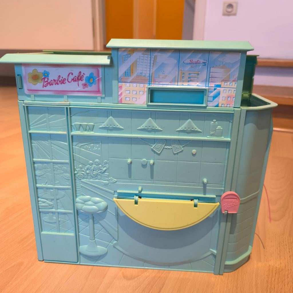 Barbie House, Ophalen of Verzenden, Gebruikt, Poppenhuis
