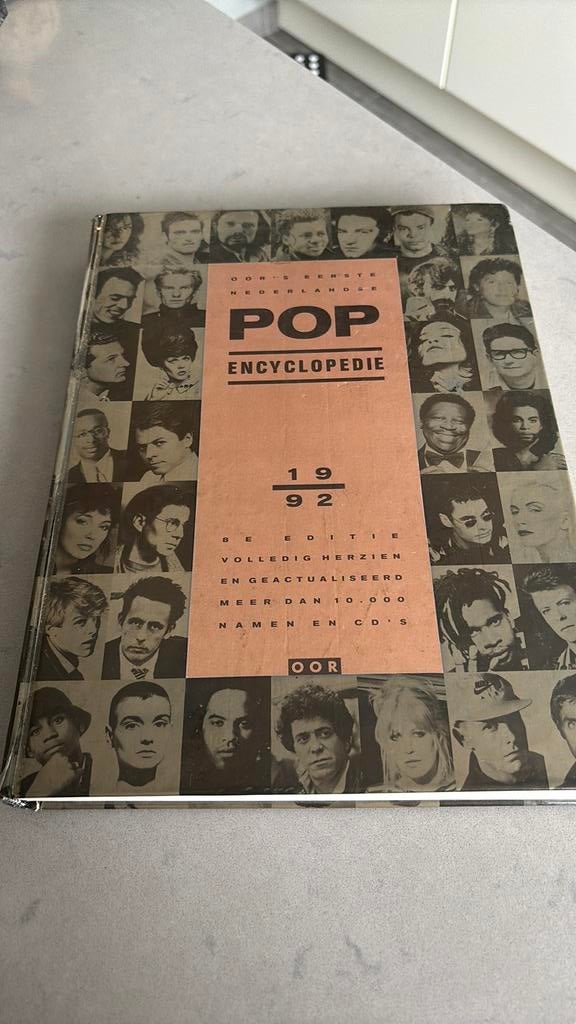 Oor s 1e nederlandse popencyclopedie 8e ed. 92, Boeken, Ophalen of Verzenden