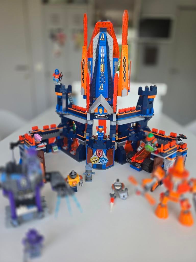 COMPLETE set 70357 Nexo knights ridderkasteel perfecte staat, Ophalen, Nieuw