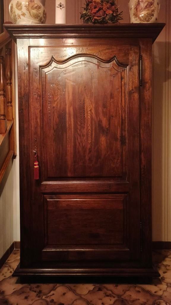 Armoire/armoire d'entrée robuste en chêne pour les manteaux,, Maison & Meubles, Armoires | Penderies & Garde-robes, Avec tablette(s)