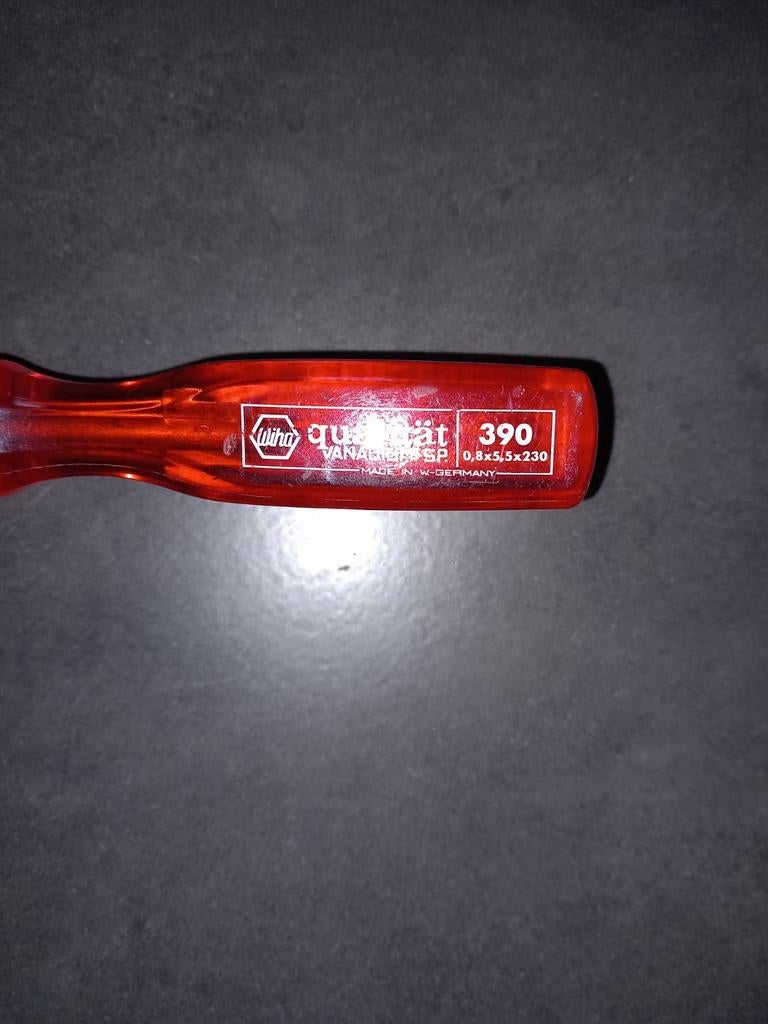 schroevendraaier wiha 390 - 0,8X5,5X230 -> 8€, Enlèvement ou Envoi, Comme neuf