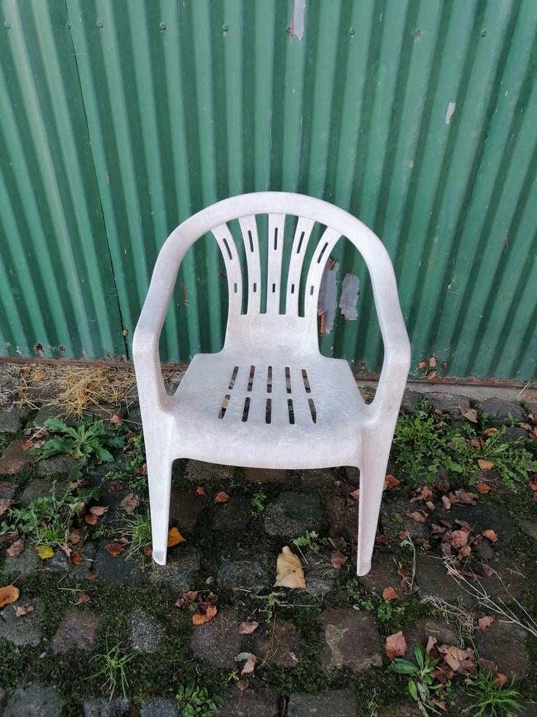 Chaise de jardin en plastique, Jardin & Terrasse, Chaises de jardin, Enlèvement, Plastique
