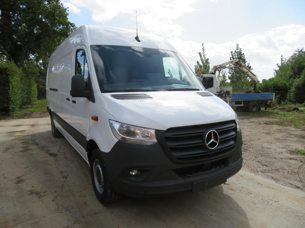 Mercedes-Benz Sprinter 317cdi - A3H2 - 58.937 km - 03/2024, Autos, Camionnettes & Utilitaires, Achat, Euro 6, Entreprise, 3 places