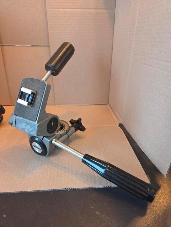 Rotule en Velbon, Enlèvement ou Envoi, Utilisé, Rotule