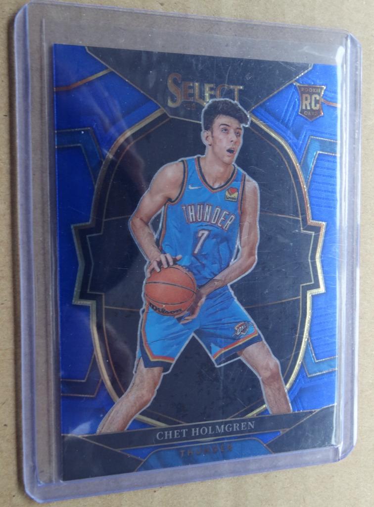 22-23 NBA Chet Holmgren Rookie Select Blue Concourse #83, Sports & Fitness, Basket, Envoi, Neuf, Autres types