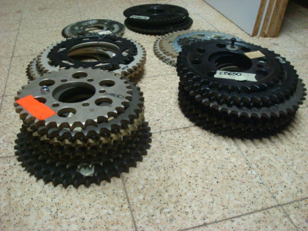 honda tandwielen, Motoren, Ophalen, Nieuw