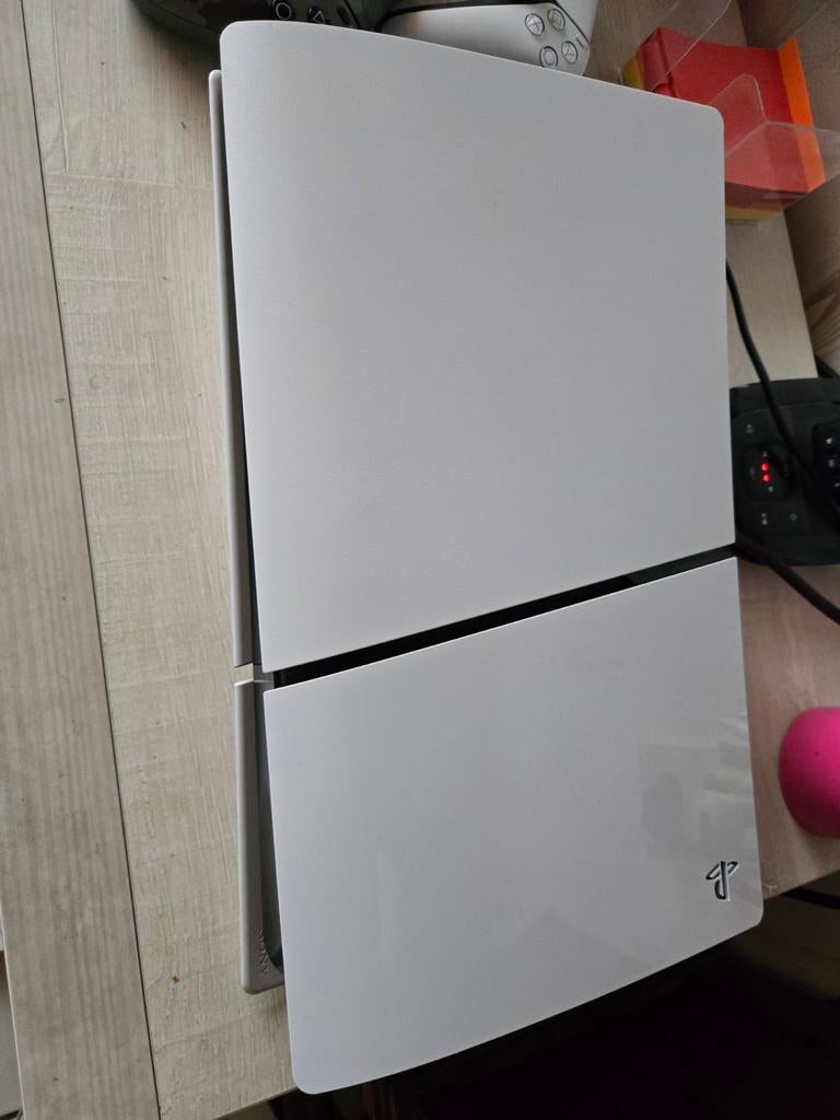Playstation 5 slim disc 3 controllers MET DOOS!, Enlèvement ou Envoi, Autres couleurs, Comme neuf, Avec 3 manettes ou plus