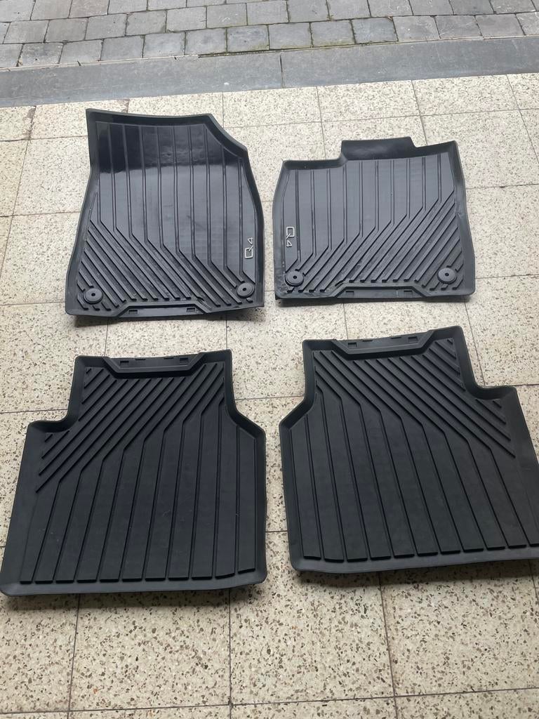 Tapis en caoutchouc Audi Q4 neuf, Enlèvement, Comme neuf
