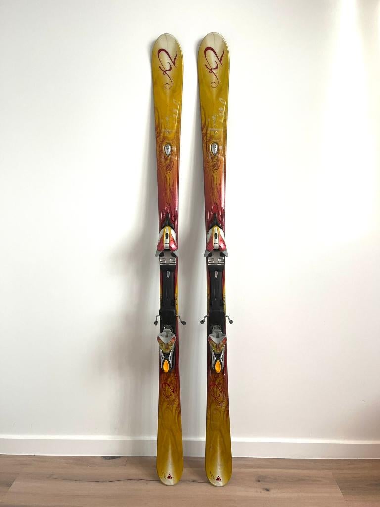 Dames ski's - merk K2 - 160cm - incl Marker bindingen, Autres marques, Skis, Comme neuf, 140 à 160 cm