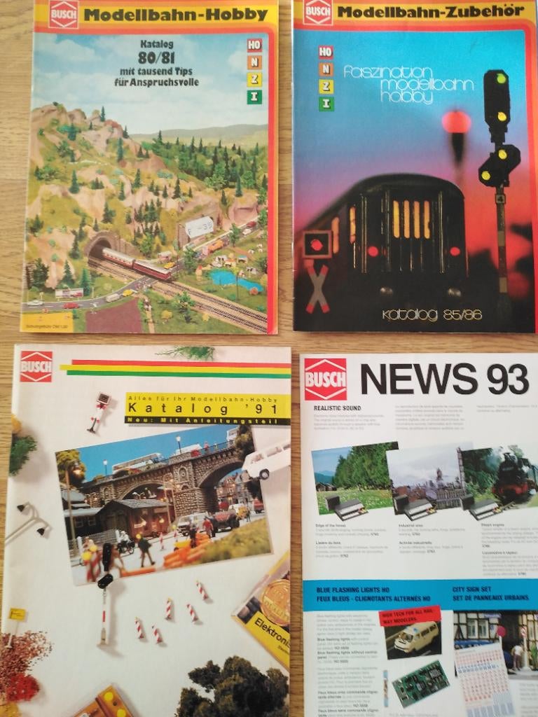 Catalogues modélisme divers, Hobby en Vrije tijd, Modeltreinen | H0, Ophalen, Gebruikt, Boek, Tijdschrift of Catalogus