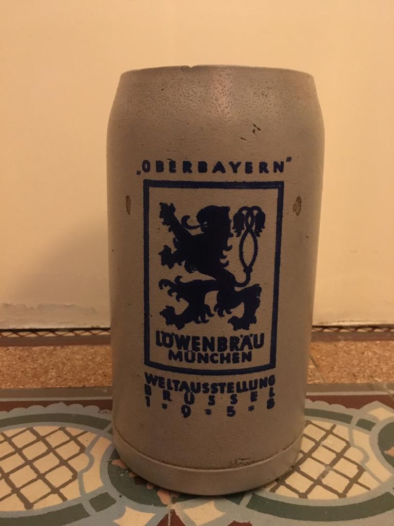 Chope grès Lowenbrau Oberbayern Munchen, Collections, Enlèvement ou Envoi, Utilisé, Chope(s)