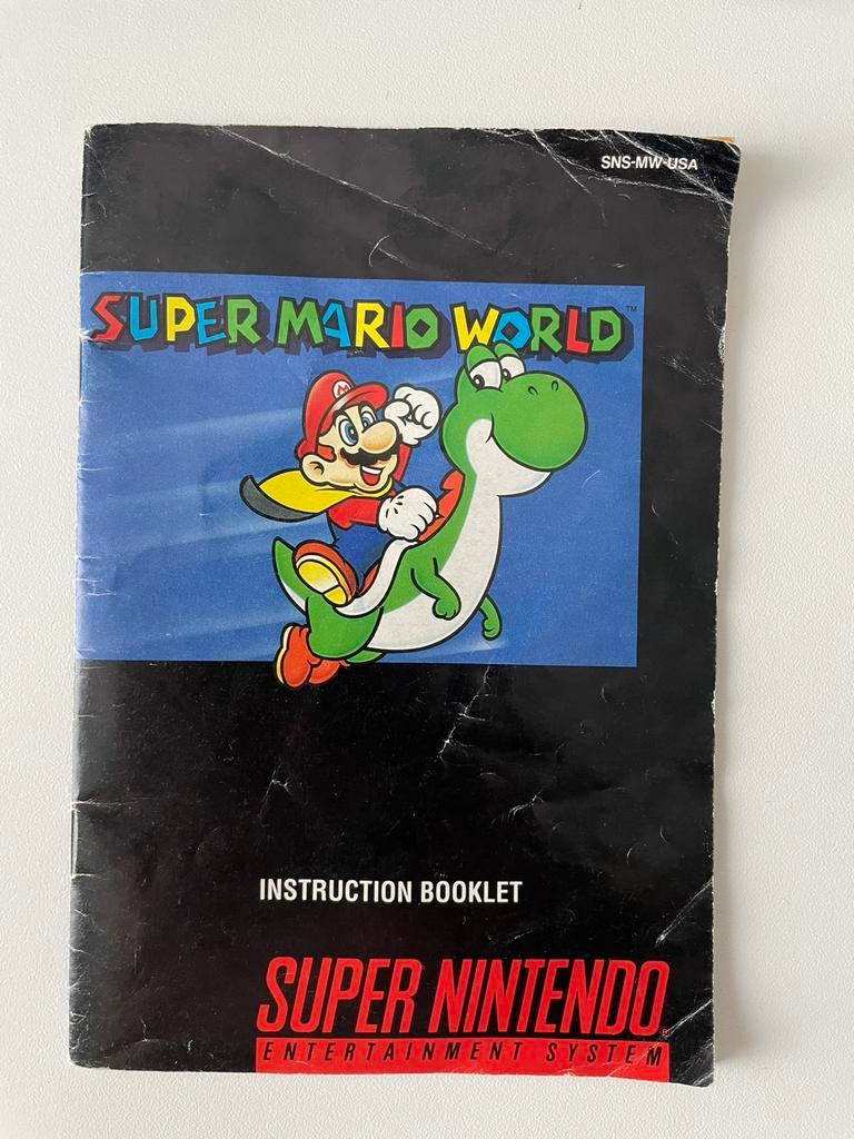 Super Mario world instruction booklet super Nintendo, Games en Spelcomputers, Ophalen of Verzenden, Gebruikt