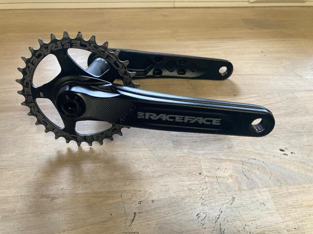 Raceface Aeffect crankset nieuw, Enlèvement, Comme neuf, Pédalier ou Pédales, Race face