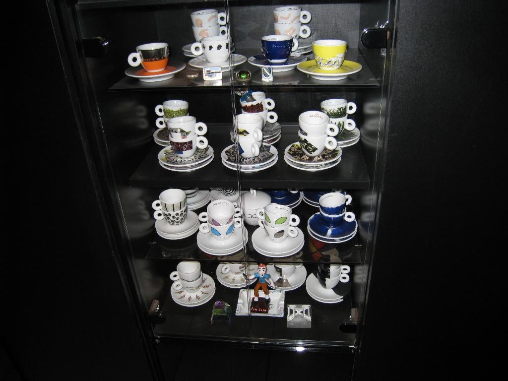 illy koffie tasjes, Ophalen, Zo goed als nieuw, Keramiek, Kop(pen) en/of Schotel(s)