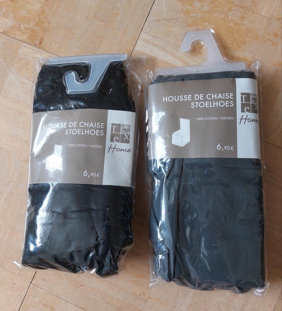 Housse pour chaises 1 pièces noir 1 pièces grise  la pièce 3, Enlèvement, Comme neuf, Noir
