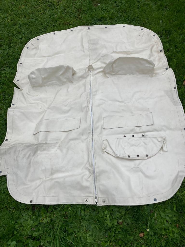 Triumph TR4 - Couvre-tonneau blanc, Wit, TR4, Particulier, Te koop