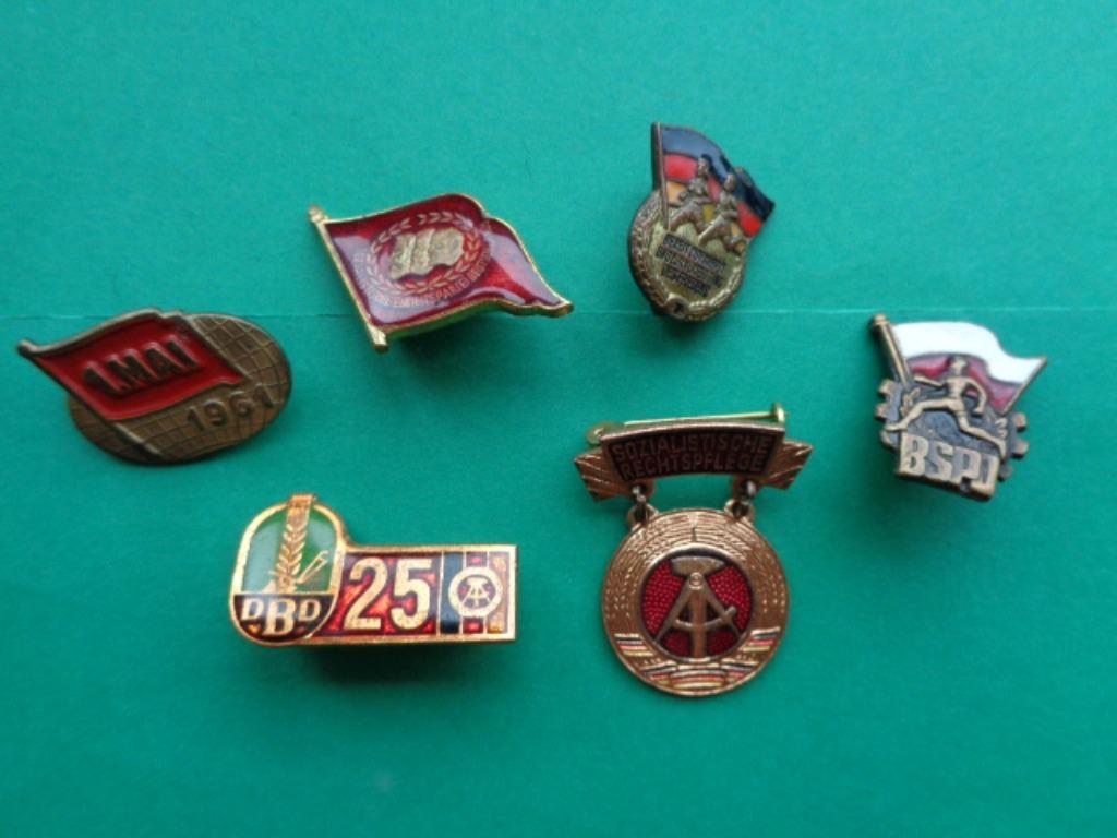NVA / DDR pins en medailles aan 7 € / stuk, Collections, Objets militaires | Général, Enlèvement ou Envoi, Autres, Emblème ou Badge