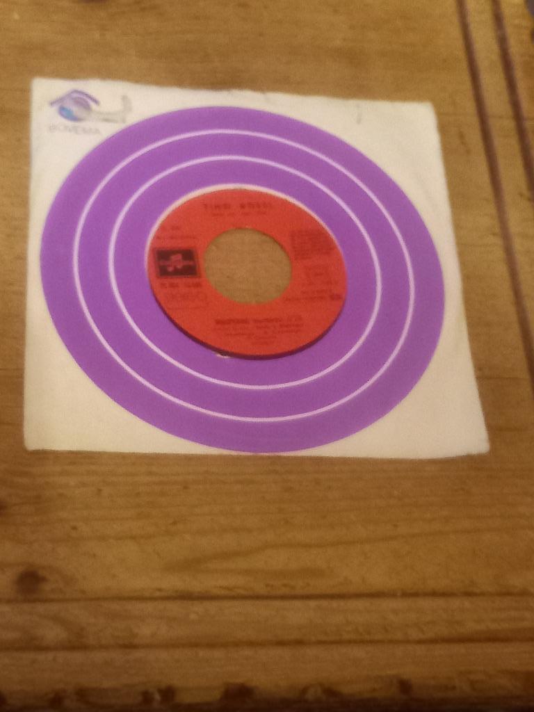 Single van Tino Rossi, Enlèvement ou Envoi, Utilisé
