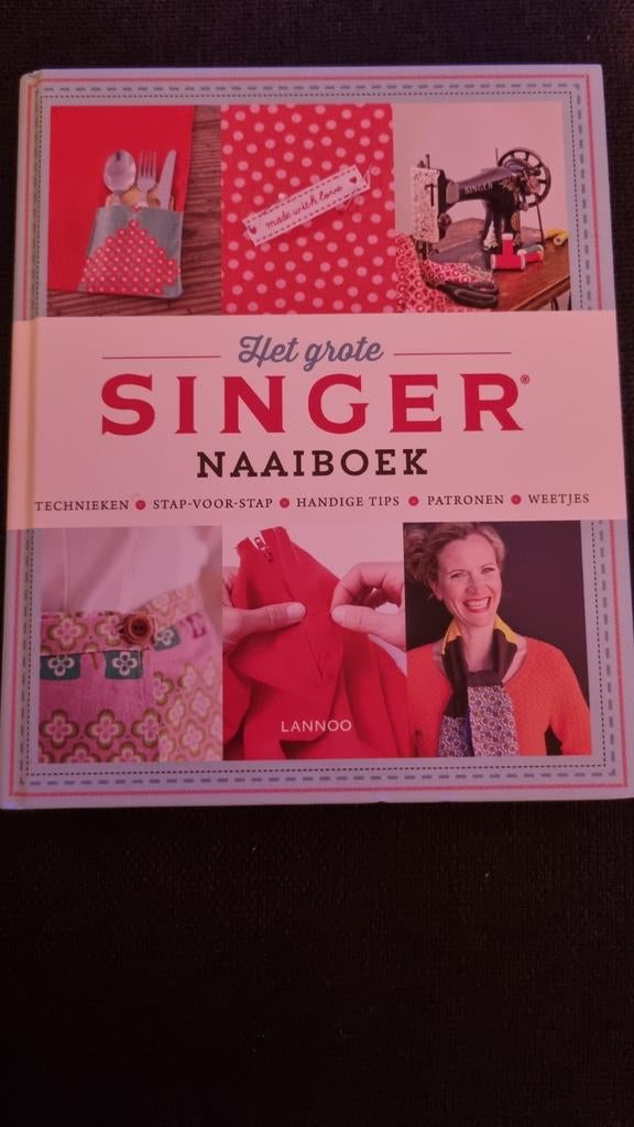 Hilde Smeesters - Het grote singer naaiboek, Boeken, Ophalen of Verzenden, Zo goed als nieuw, Hilde Smeesters
