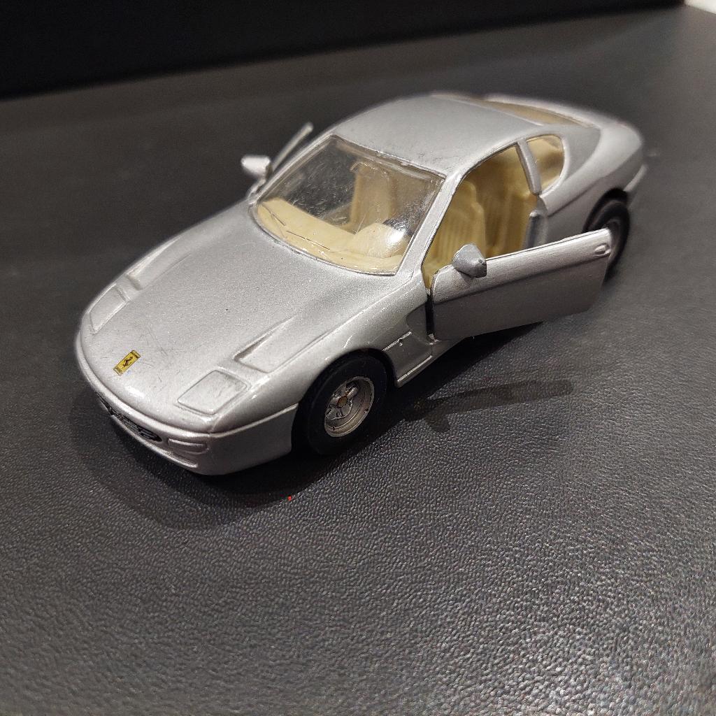 Ferrari 450 GT - Maisto 1/39, Kinderen en Baby's, Speelgoed |Speelgoedvoertuigen, Ophalen of Verzenden