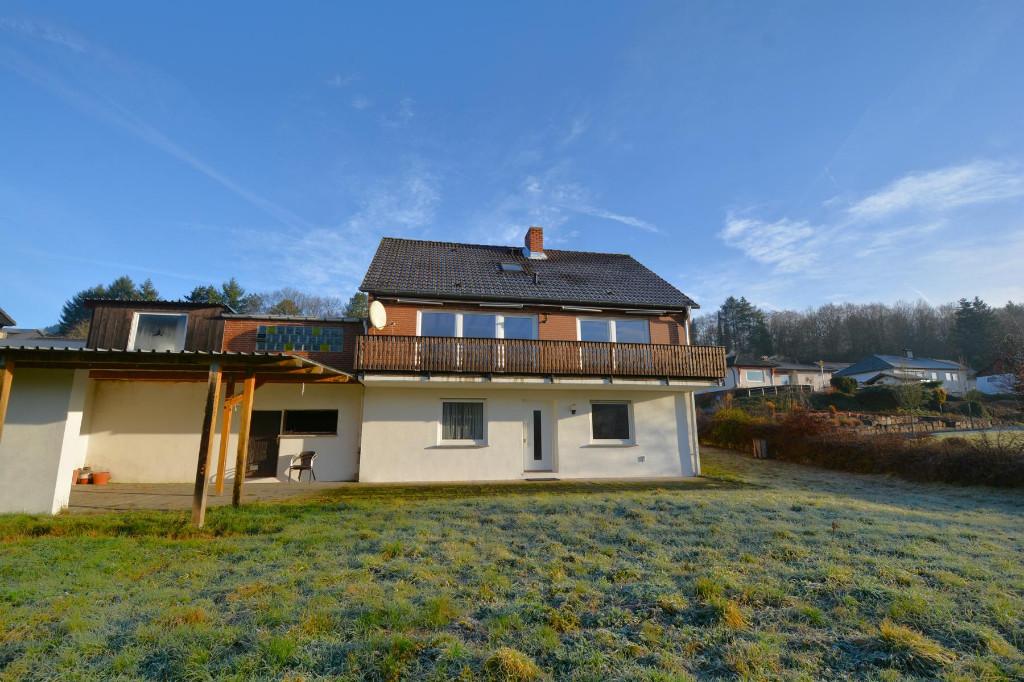 Rustig gelegen woonhuis met balkon en tuin in de Eifel, Immo, Étranger, 178 m², Maison d'habitation, Allemagne, Campagne