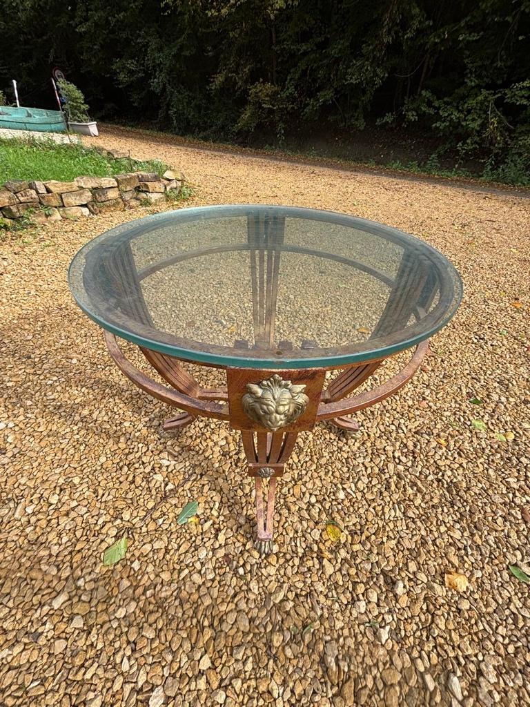 Table basse néoclassique, Enlèvement