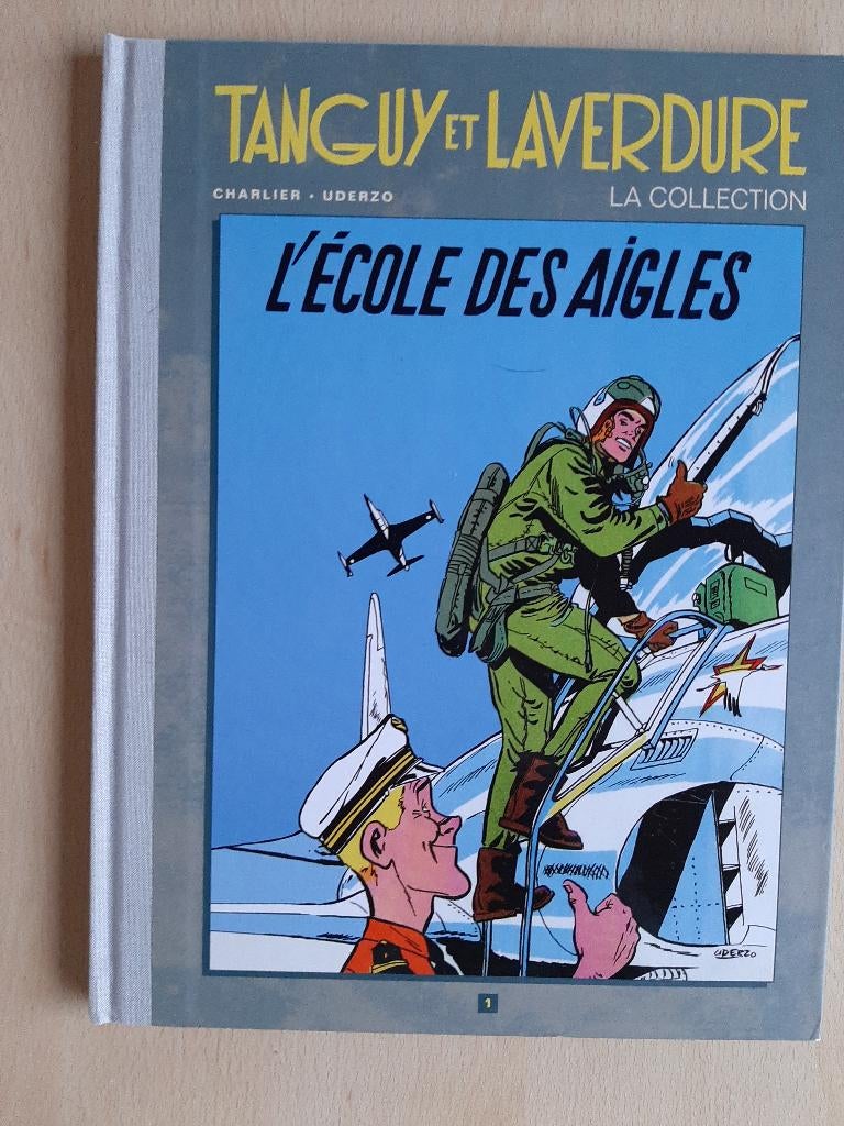 BD - Tanguy et Laverdure - l'école des aigles, Eén stripboek, Ophalen of Verzenden, Zo goed als nieuw